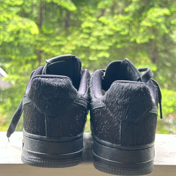 Nike AF1 furry hide - Picture 2 of 5